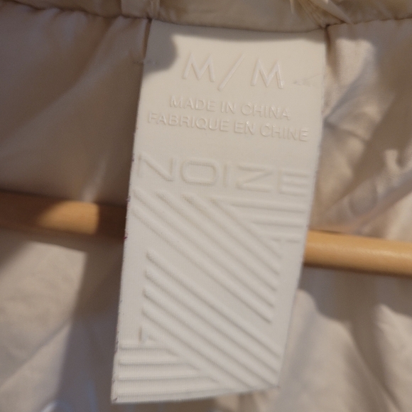 NOIZE Puffer Jacket - Size M - Picture 6 of 6